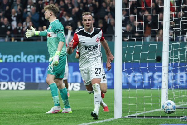 Giám đốc điều hành Frankfurt: Gotze là một người chơi rất quan trọng, chúng tôi sẽ ngồi xuống trong cửa sổ mùa đông để thảo luận về đổi mới