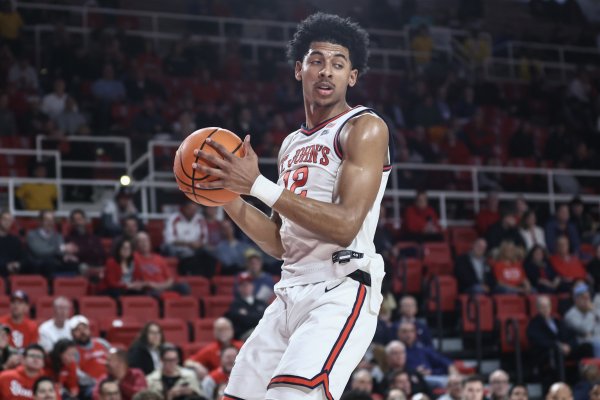 Nhận nó từ Jazz! Scotto: Celtics từ bỏ hợp đồng hai chiều với cầu thủ RJ Lewis