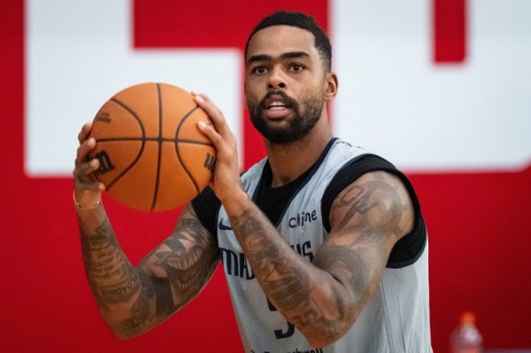 Chiến thắng đầu tiên của mùa giải! Russell: Chúng tôi mệt mỏi vì thua cuộc, mọi người đang nỗ lực hơn nữa