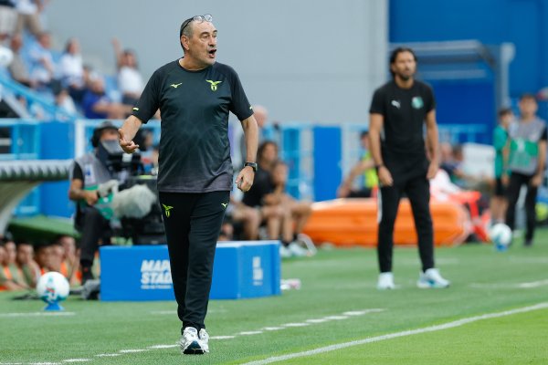 Sarri: Chivu có tố chất để trở thành một huấn luyện viên hàng đầu và tôi rất ấn tượng với tính cách của anh ấy