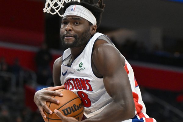 Ngày mai đội Pistons sẽ thi đấu với 76ers. Stewart khó có thể thi đấu do bong gân mắt cá chân và Toha sẽ vắng mặt.