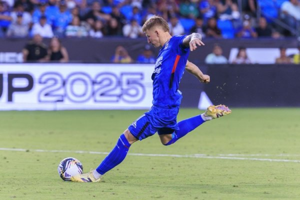 Romano: Bocuse quyết định thay đổi công ty quản lý để chuẩn bị cho một vụ chuyển nhượng, được nhiều đội bóng ở châu Âu và giải VĐQG Mỹ quan tâm