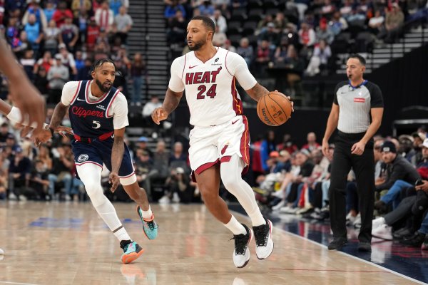 Hợp đồng All-Star + 100 triệu nhân dân tệ đầu tiên? Powell muốn tất cả, nín thở chứng tỏ bản thân sau khi bị Clippers mua bán