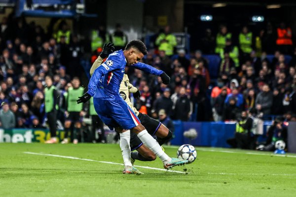 Hãy kiếm 100 triệu! Esteban 18